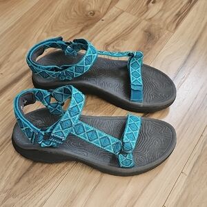 J-Sport By Jambu Navajo Water By Jambu Flat Sandals Womens Size 9